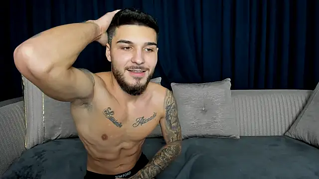 Snapshot of ZaraBliss3 chatting on October 15, 9:04 pm ZaraBliss3 online show from October 15, 9:04 pm