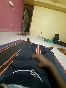 choot paglu online show from November 3, 2:07 pm