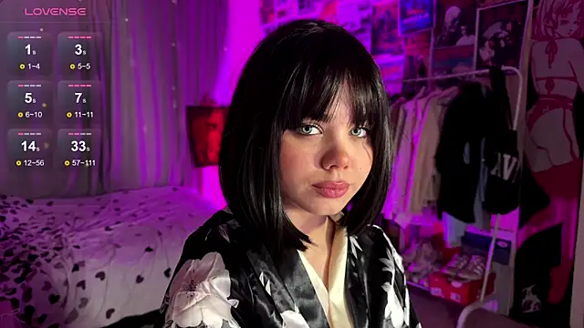 PinkiRay online show from September 19, 5:24 pm