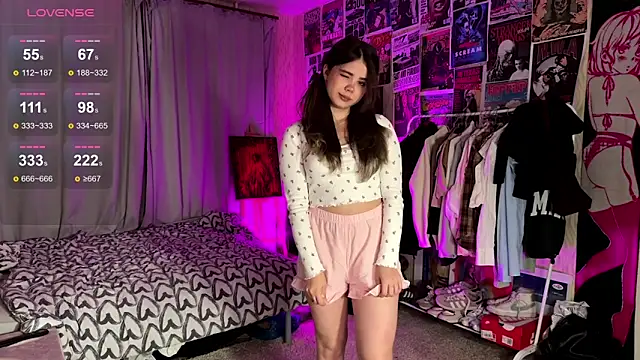 PinkiRay online show from September 24, 5:27 pm