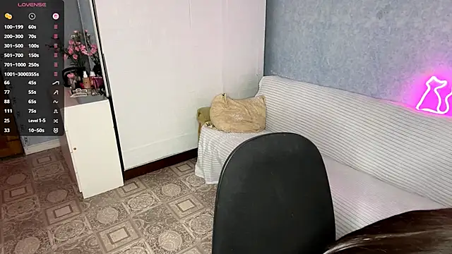 Lia rise online show from January 8, 3:14 pm