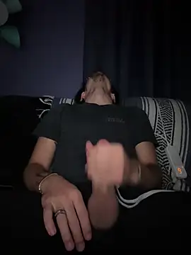 Snapshot of bigbrownpleasure chatting on November 12, 5:30 am bigbrownpleasure online show from November 12, 5:30 am