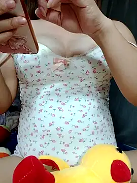 YuchengLy online show from October 21, 1:45 pm