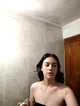 emmii cute online show from September 26, 8:02 pm