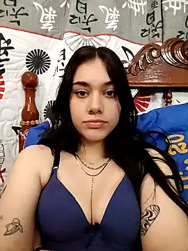 emmii cute online show from October 4, 1:58 am