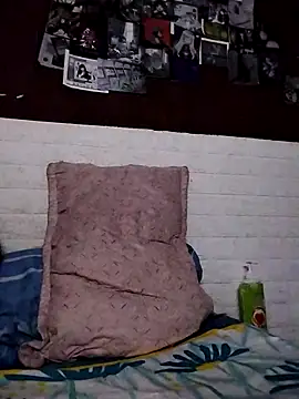 emmii cute online show from October 21, 12:50 pm