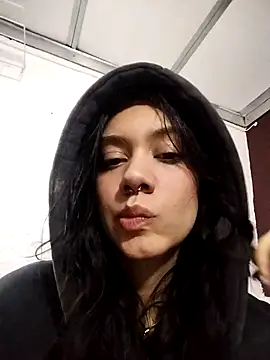 emmii cute online show from October 26, 11:53 pm