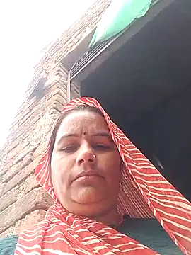 Snapshot of Suhani_hot12 chatting on February 1, 5:50 am Suhani hot12 online show from February 1, 5:50 am