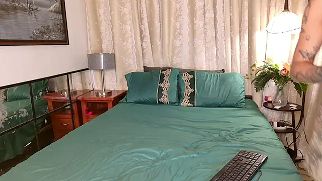 PrettyStranger online show from September 14, 10:47 am