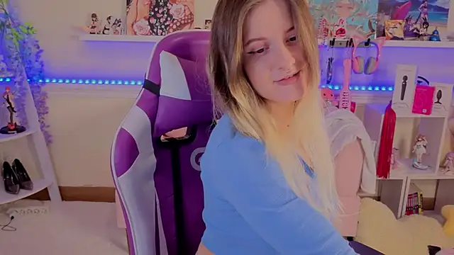 Sonia Meow online show from November 25, 6:35 am