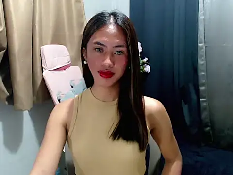 secretmiller  online show from November 24, 8:19 pm