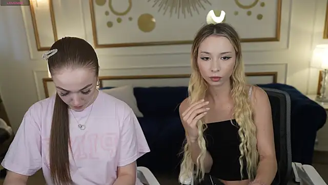 Ella 054 online show from April 19, 2:27 pm