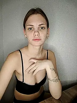 rinabluu online show from September 9, 6:18 pm