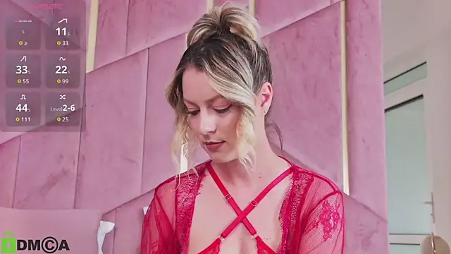 Snapshot of Stacy_XOXO_ chatting on October 7, 6:27 pm Stacy XOXO  online show from October 7, 6:27 pm