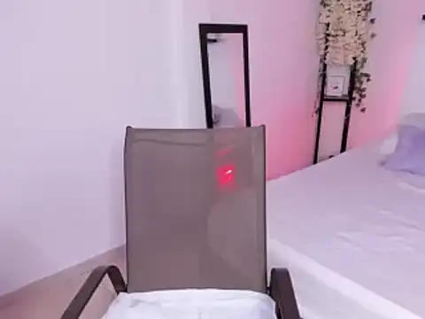 Snapshot of selene_boyer chatting on September 17, 4:08 pm selene boyer online show from September 17, 4:08 pm