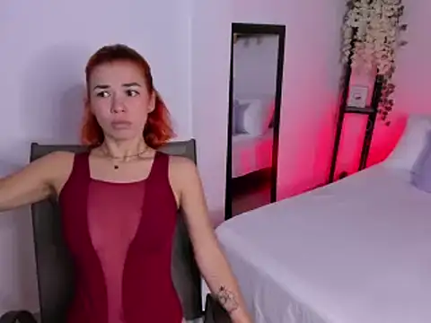 Snapshot of selene_boyer chatting on October 14, 4:19 pm selene boyer online show from October 14, 4:19 pm