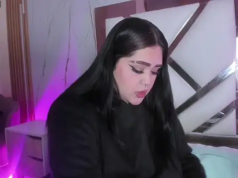 im bunny   online show from April 18, 3:05 pm