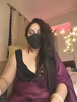 Snapshot of Indian_queen007 chatting on June 10, 6:51 pm Indian queen007 online show from June 10, 6:51 pm