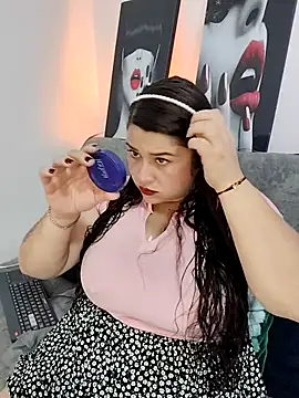 SafiroFer online show from November 8, 9:13 pm