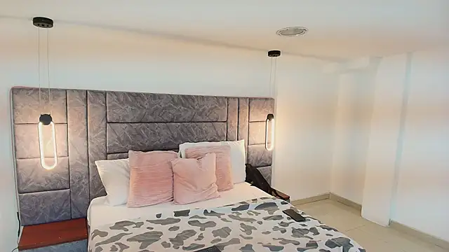 Dakota Megan 69 online show from April 7, 12:49 pm