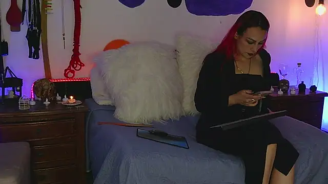 MeganBrown4 online show from September 27, 3:28 pm