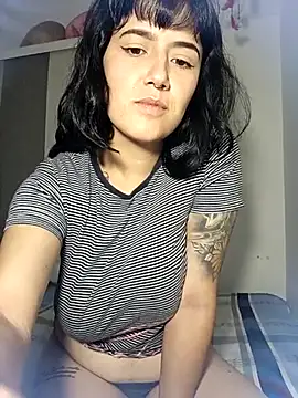 Snapshot of Jinx__x chatting on October 15, 4:45 am Jinx x online show from October 15, 4:45 am