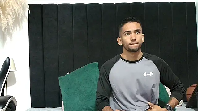 MaicolParker  online show from July 13, 12:08 pm