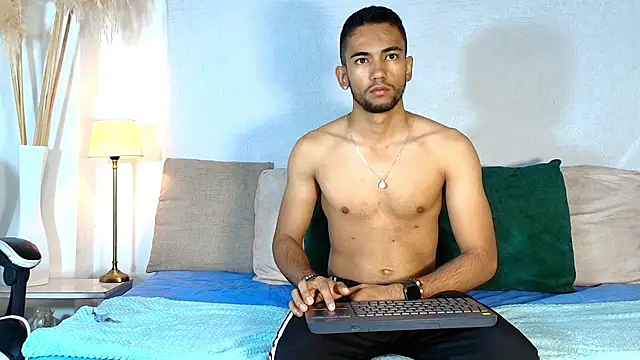 MaicolParker  online show from July 24, 12:36 pm