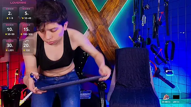 Mr sadistiic  online show from October 4, 3:26 am