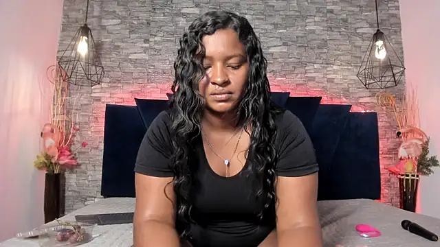 Emily Brown18 online show from May 2, 4:17 am