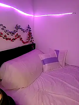 amatistapink online show from September 30, 7:41 pm