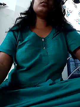 Snapshot of Hot-Jasmin chatting on October 9, 2:31 am Hot-Jasmin online show from October 9, 2:31 am