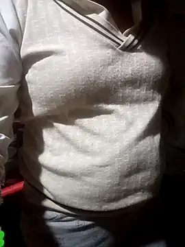 Phuong xxx online show from March 3, 12:00 pm