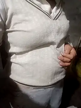 Phuong xxx online show from March 7, 1:08 pm