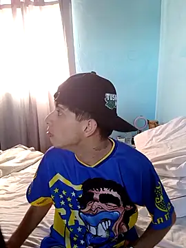 matiatr1112 online show from November 10, 7:35 pm