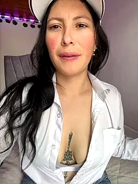 Mia salinass online show from September 27, 7:41 pm
