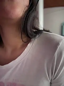 Mia salinass online show from March 30, 5:58 pm