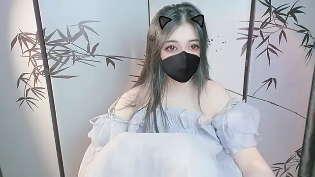 Sparkly Candy online show from November 8, 2:39 pm