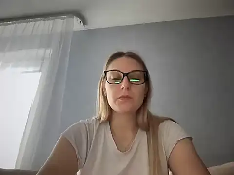 NikexPretty online show from October 2, 7:26 am