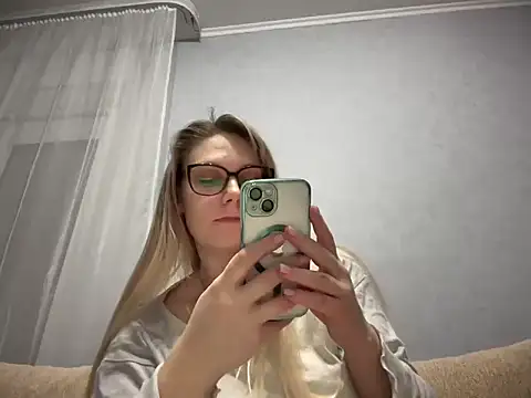 NikexPretty online show from February 3, 5:29 pm