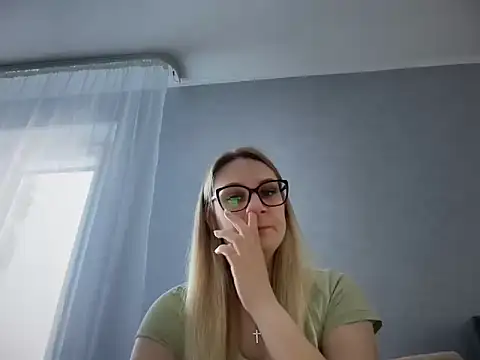 NikexPretty online show from April 23, 8:24 am