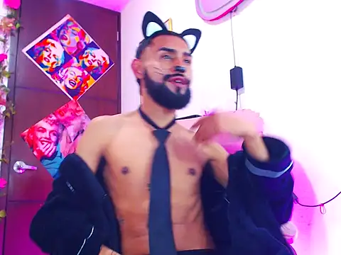 Snapshot of boybunnyerotic chatting on October 23, 4:34 am boybunnyerotic online show from October 23, 4:34 am