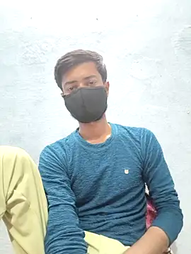 GirlsCrush  online show from February 20, 6:08 pm