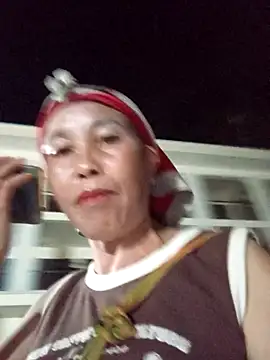 me-cute online show from September 12, 1:11 pm