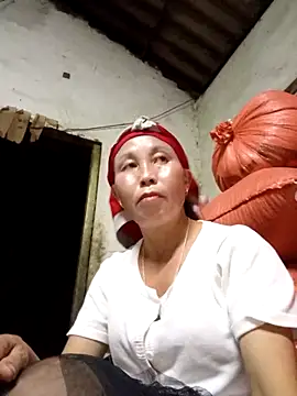 me-cute online show from October 11, 11:42 am