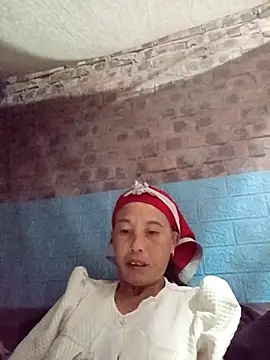 Snapshot of me-cute chatting on November 5, 7:47 pm me-cute online show from November 5, 7:47 pm