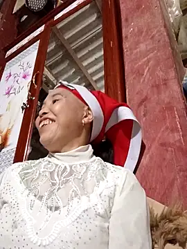 Snapshot of me-cute chatting on November 12, 1:33 pm me-cute online show from November 12, 1:33 pm