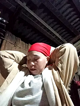 Snapshot of me-cute chatting on November 20, 1:00 pm me-cute online show from November 20, 1:00 pm