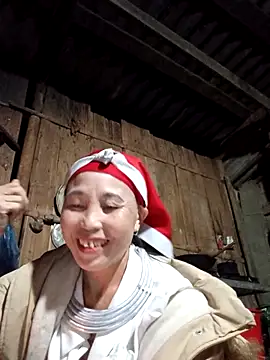 Snapshot of me-cute chatting on November 22, 1:10 pm me-cute online show from November 22, 1:10 pm