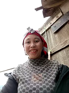 Snapshot of me-cute chatting on November 24, 1:27 am me-cute online show from November 24, 1:27 am